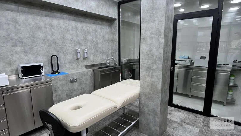 Рабочее место тату мастера INCUB piercing house
