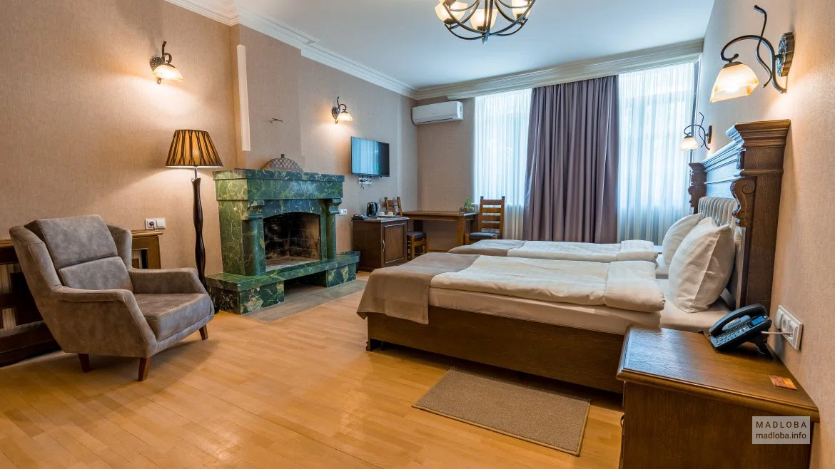 Интерьер номера Imperial House