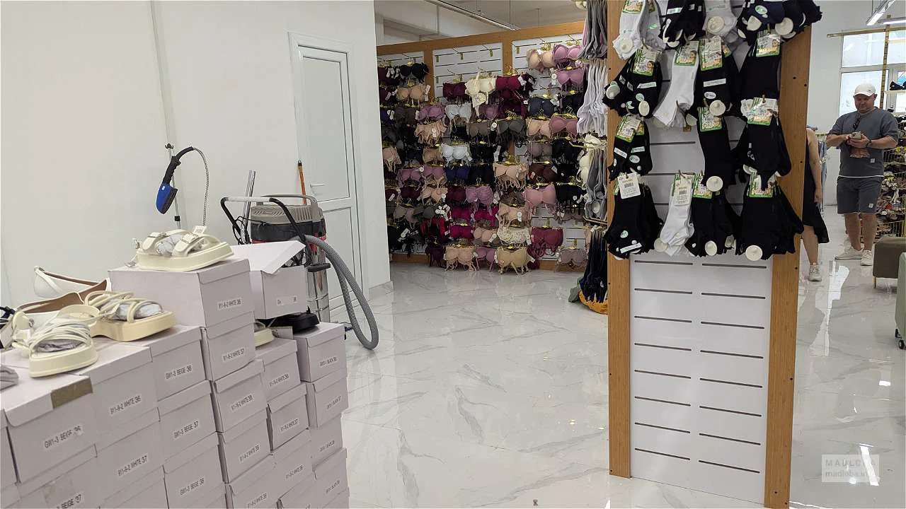 Нижнее белье в магазине Istanbul Mall в Батуми