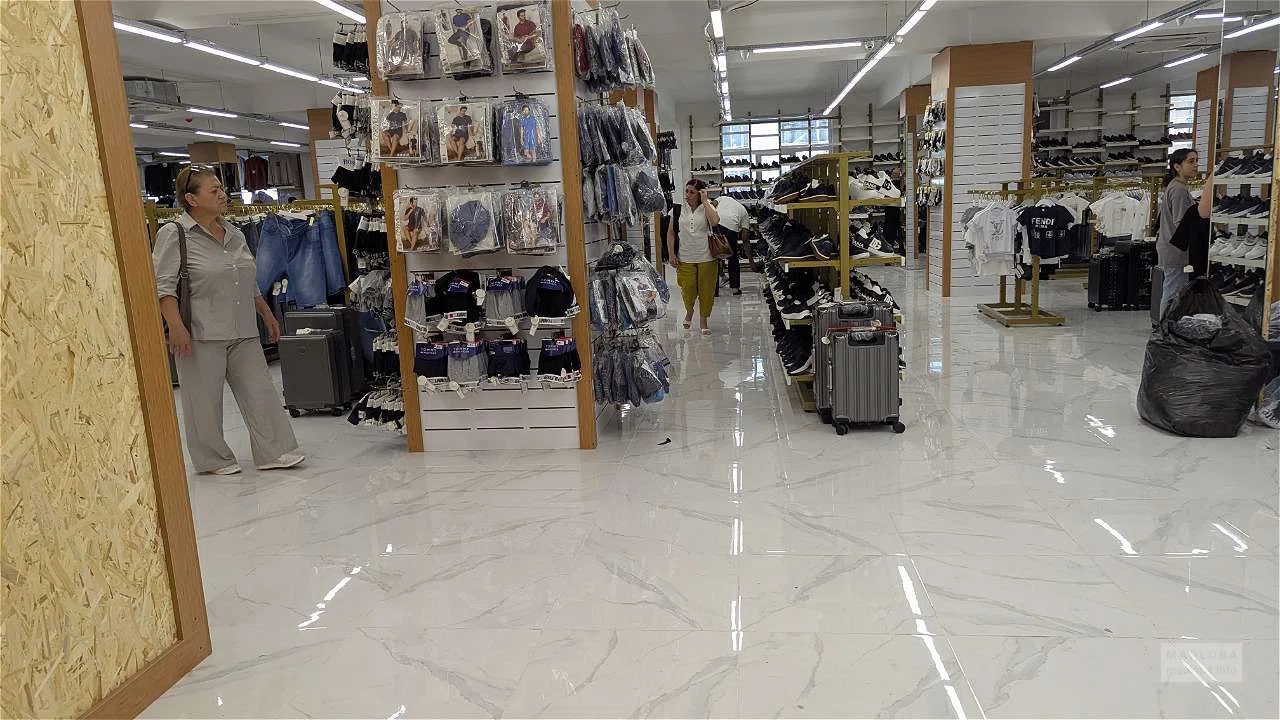 Магазин Istanbul Mall в Батуми