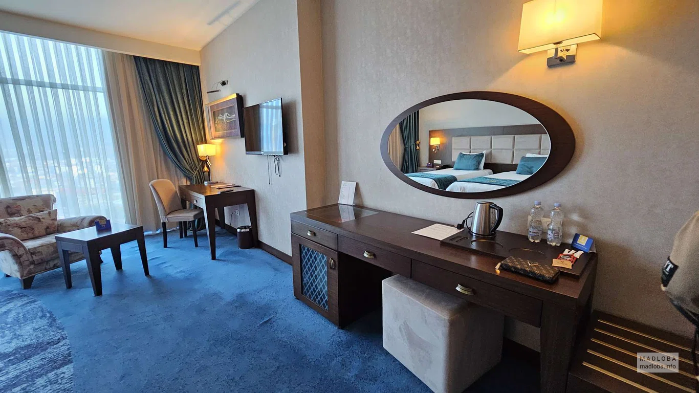 номер в JRW Welmond Hotel