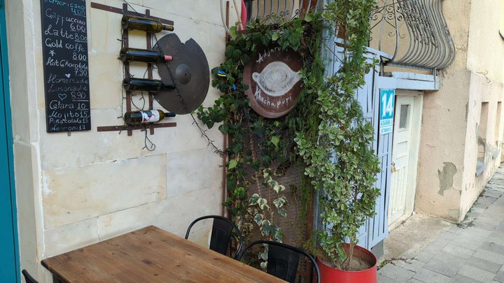 MiniArt Cafe&Gallery