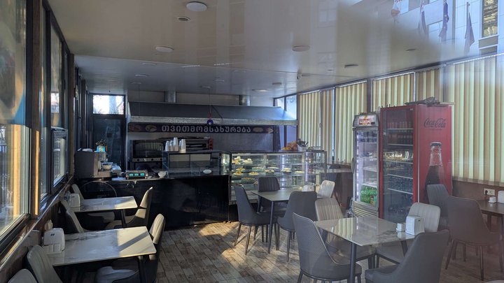 Cafe near the hospital (Bagrationi 133)