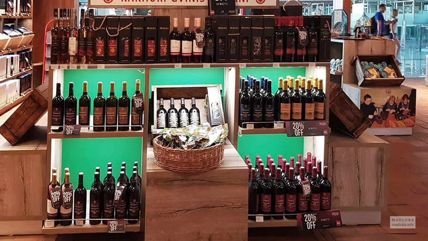 Интерьер винного погреба “Kakhetian Wine Cellar”