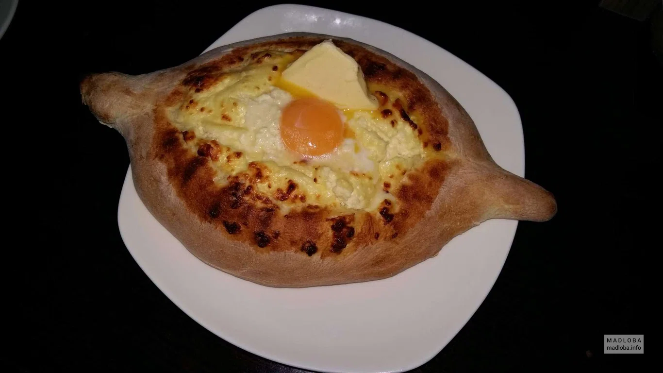 Хачапури в меню ресторана