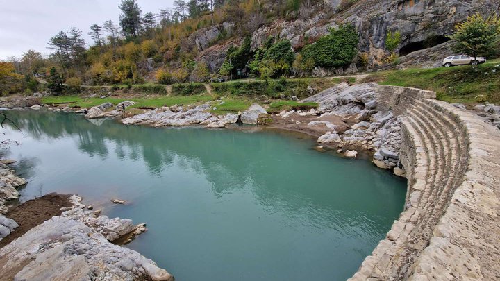 Stone bridge over Tskalsitela