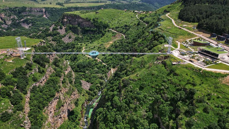 Dashbashi Canyon
