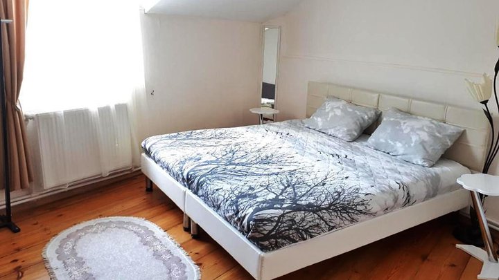 Karin House
