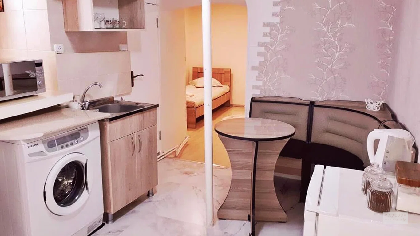 Кухня в гостинице Karin House