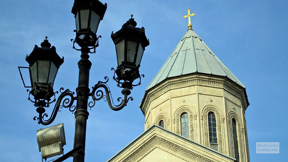 Церковь Кашвети