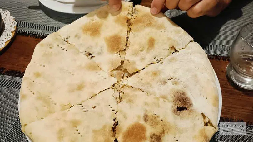 Хачапури с мясом