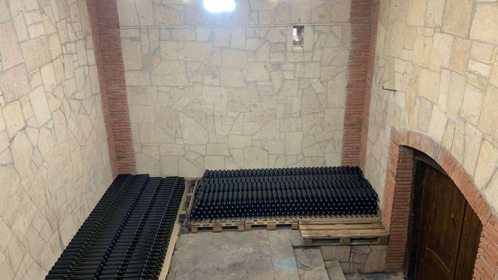 Khmelo Winery