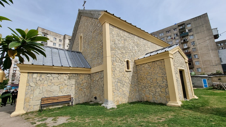 100000 მოწამის ტაძარი