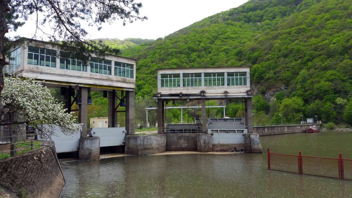 Khrami hydroelectric power station