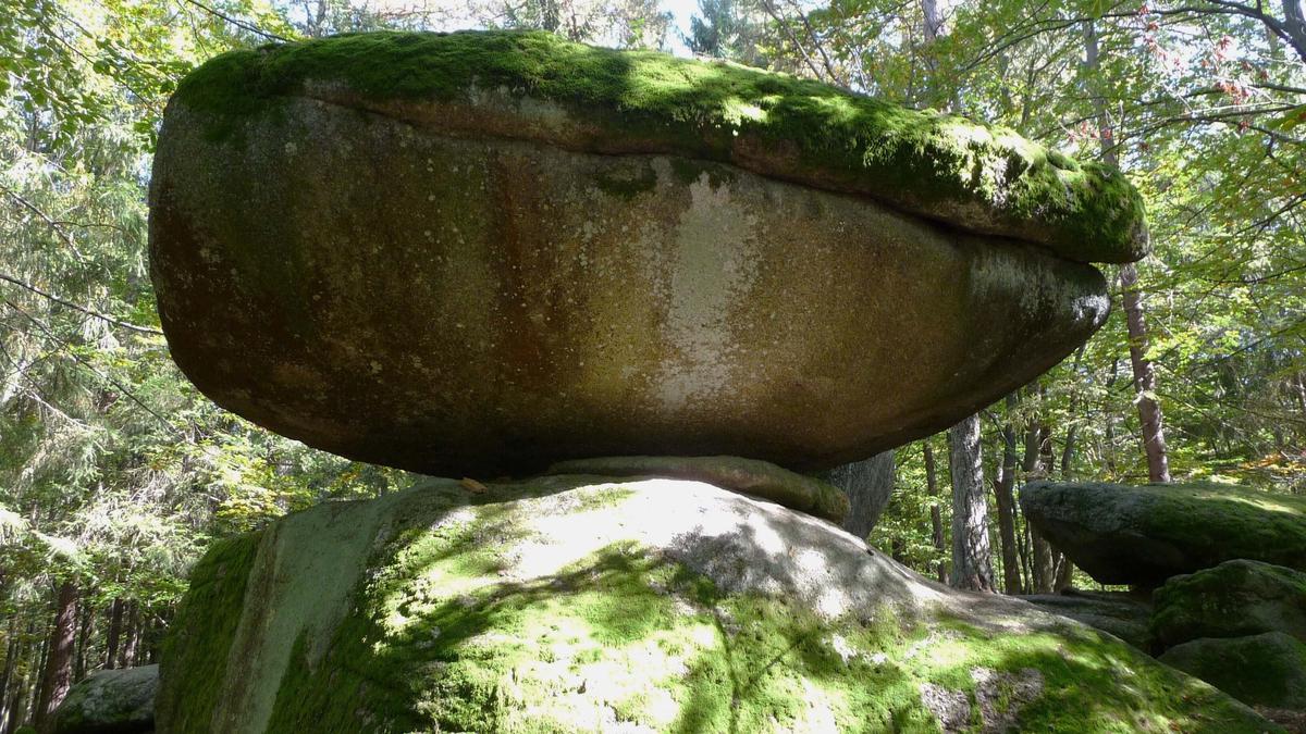 Kvakuntia stone in Georgia