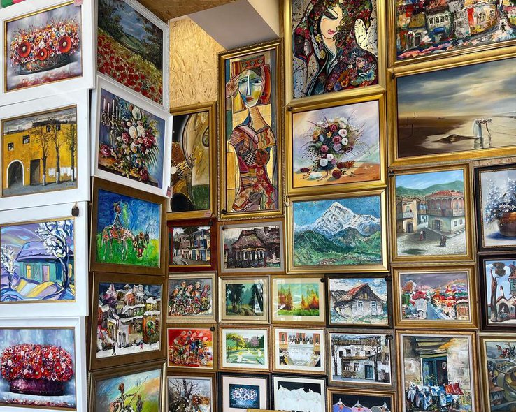 Художественная галерея Studio Art Кутаиси - экспозиция.jpg