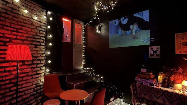 Kiki bar