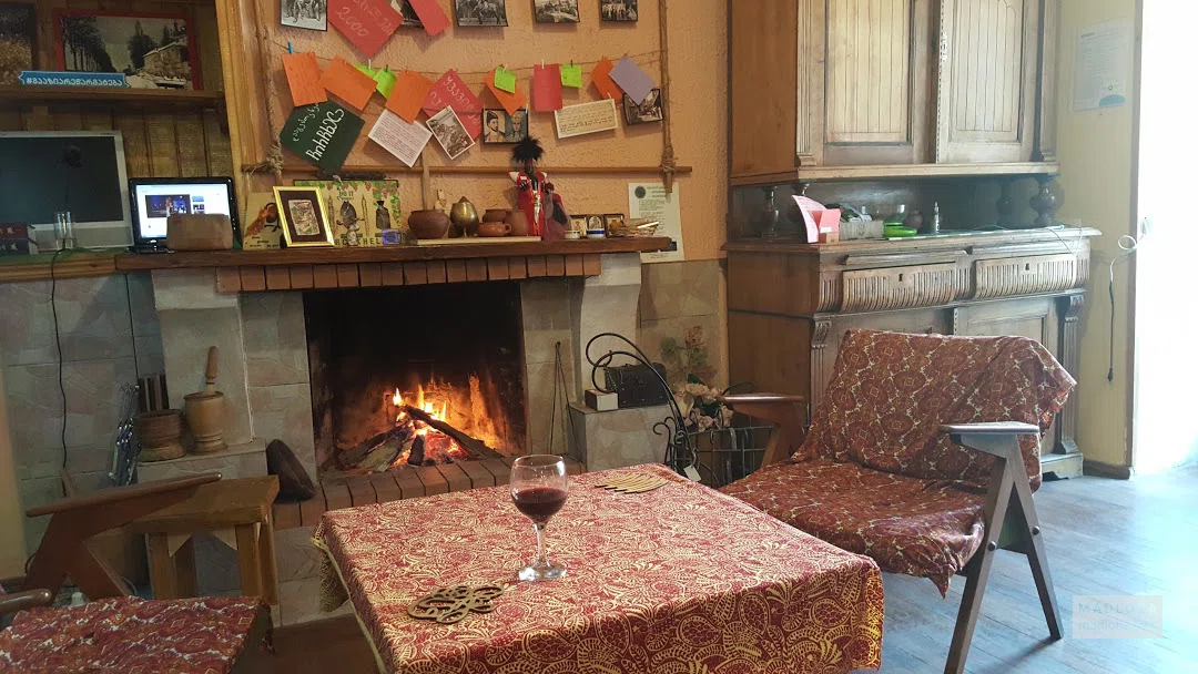 Kipiani Guest house