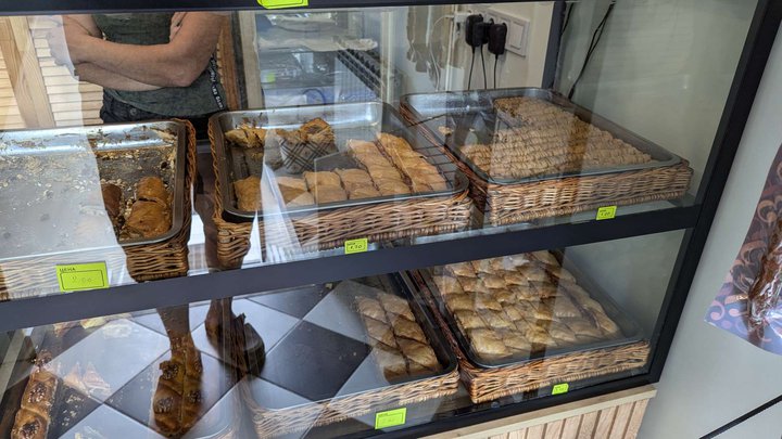 Koklozina Adjarian Sweets