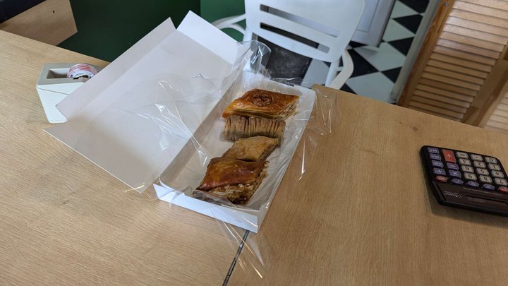 Koklozina Adjarian Sweets