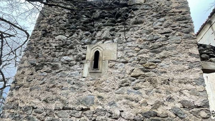 Amlivi Complex (Amlevi)