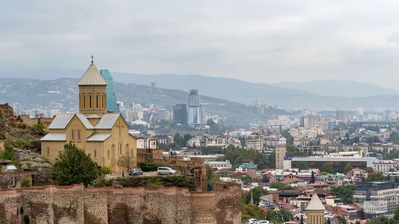 ნარიყალას ციხის ხედი