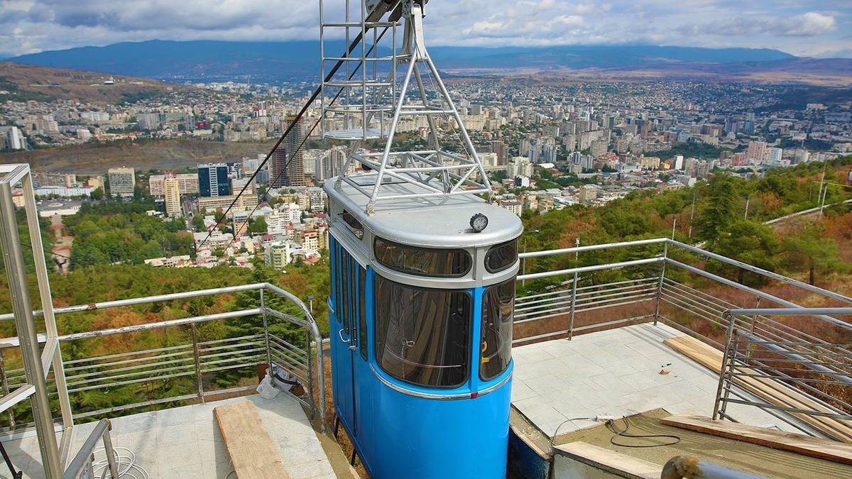 Смотровая площадка на территории озера Кус-тба