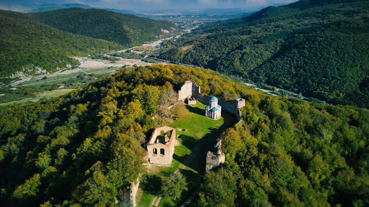 The fortified city of Kvetera