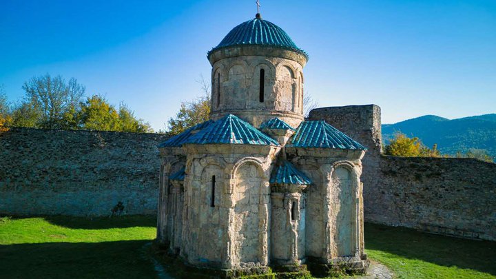 The fortified city of Kvetera