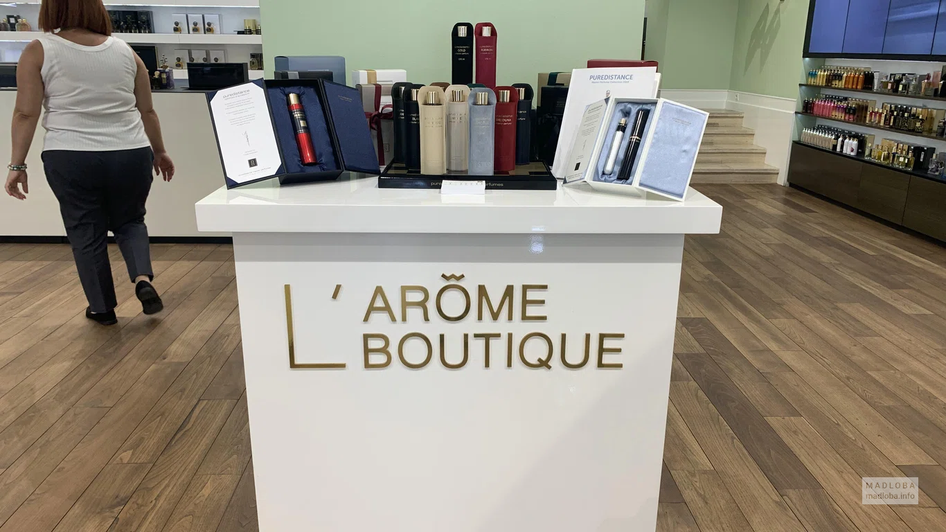 Логотип L`Arome Boutique в Грузии