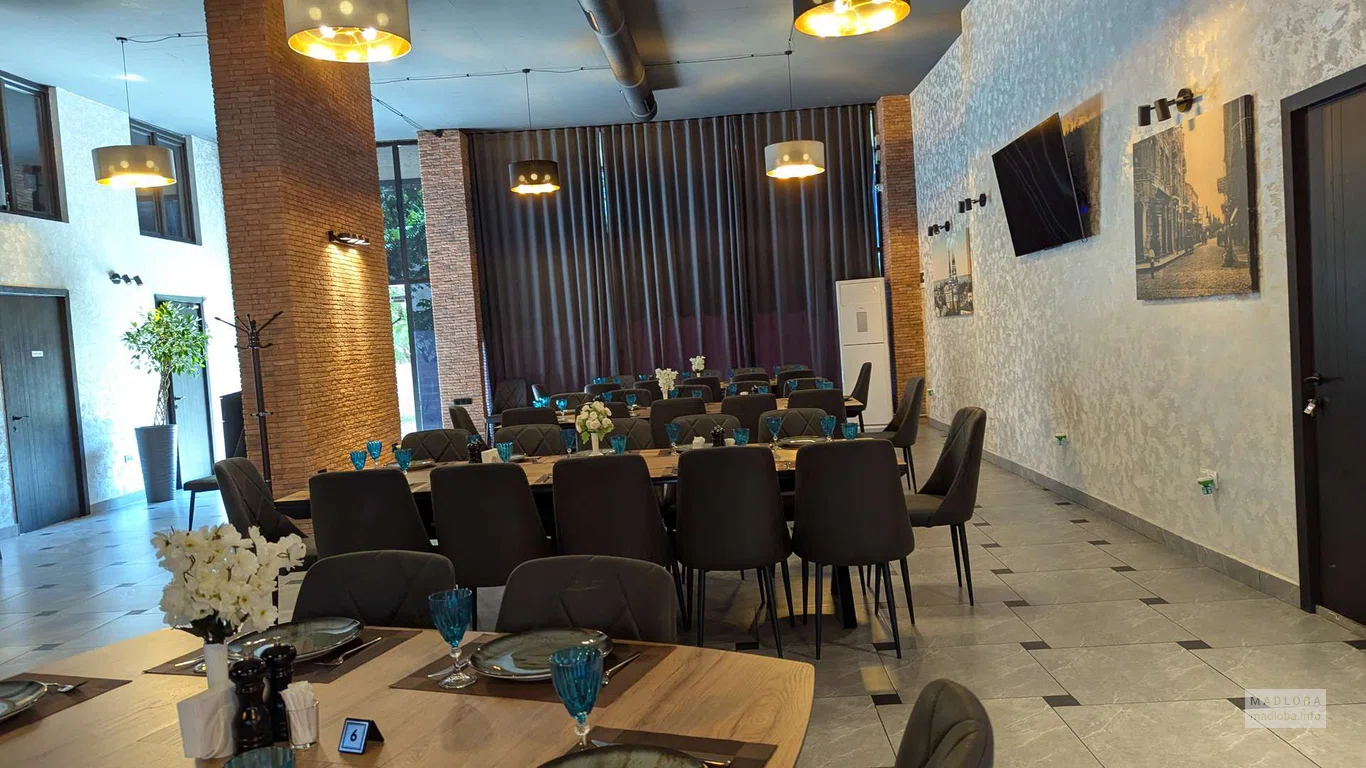 Посадочные места в ресторане Lima Restaurant
