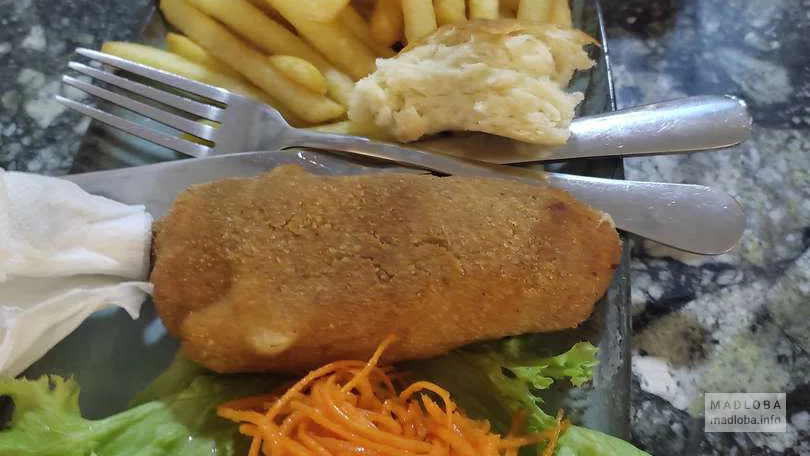 Вкусный обед в Кафе Laguna