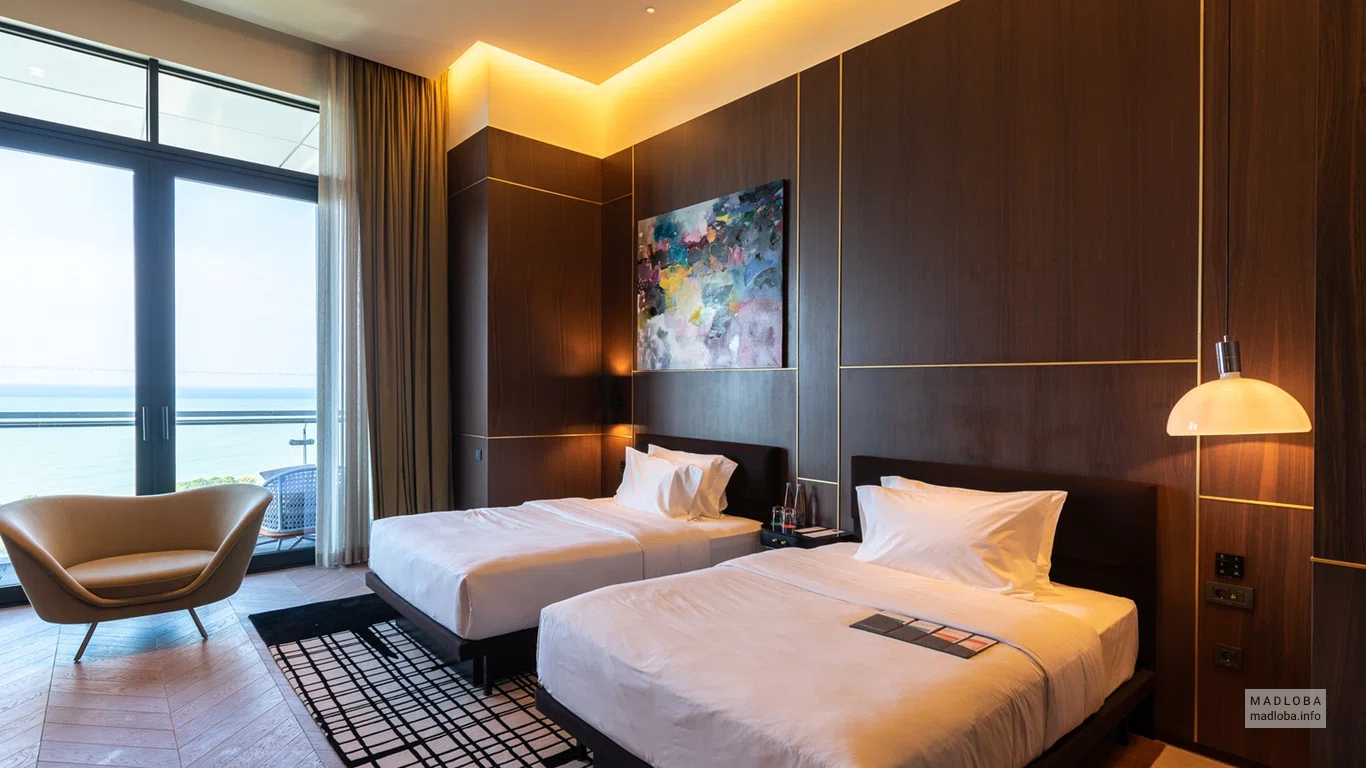 Двухместный номер в отеле Le Meridien Batumi