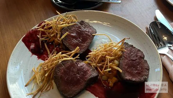 Мясо прожарки медиум рер