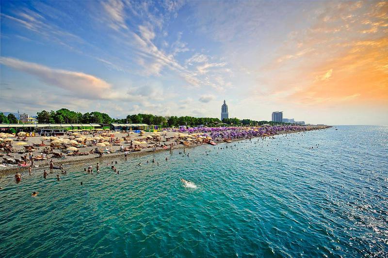 Пляж и море в Батуми