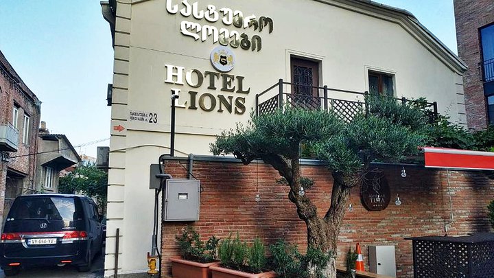 Hotel Lions