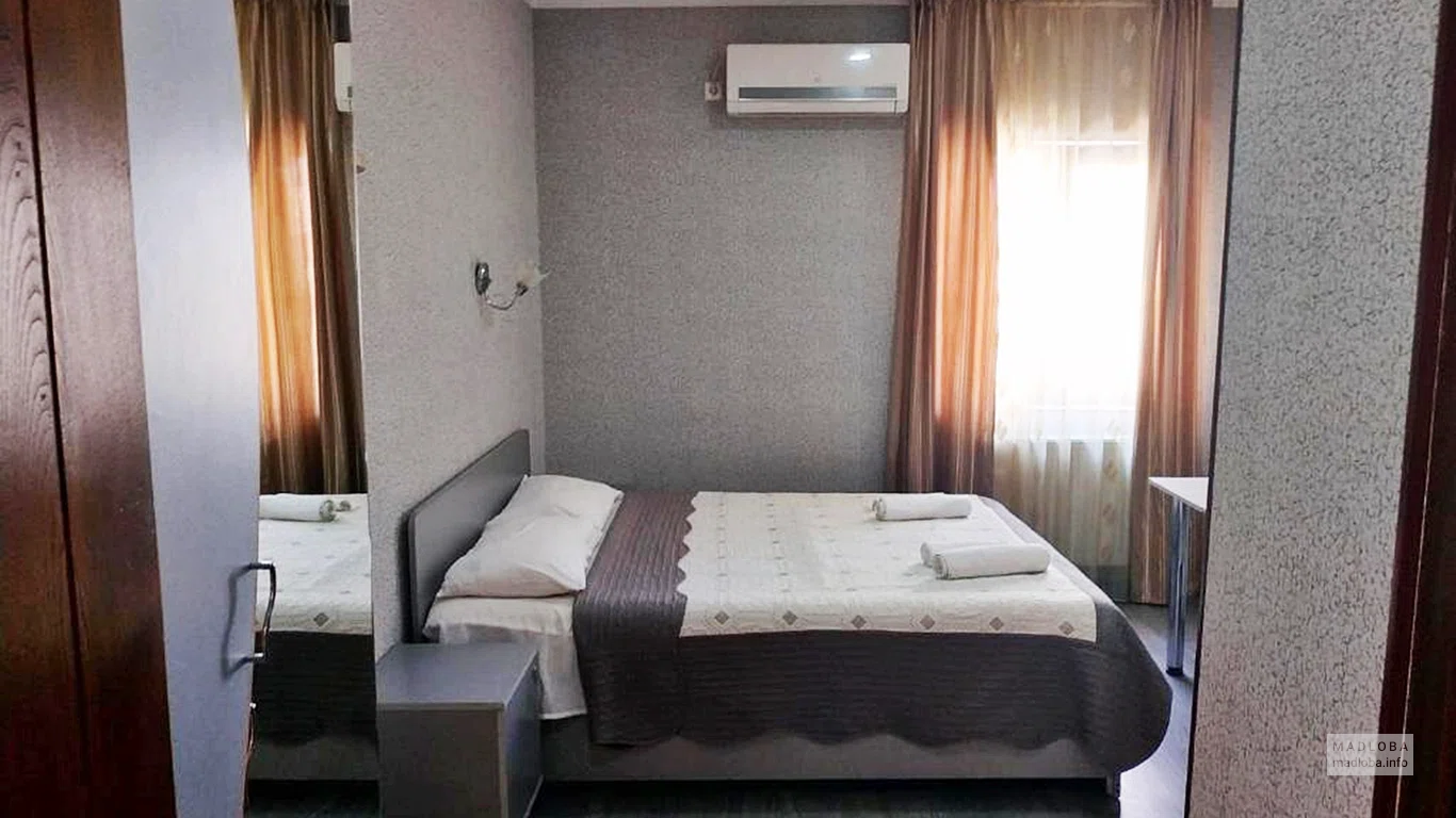 Номер в Lions Hotel