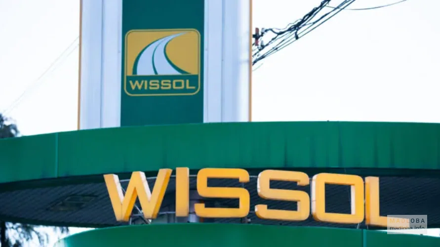 АЗС Wissol возле аэропорта