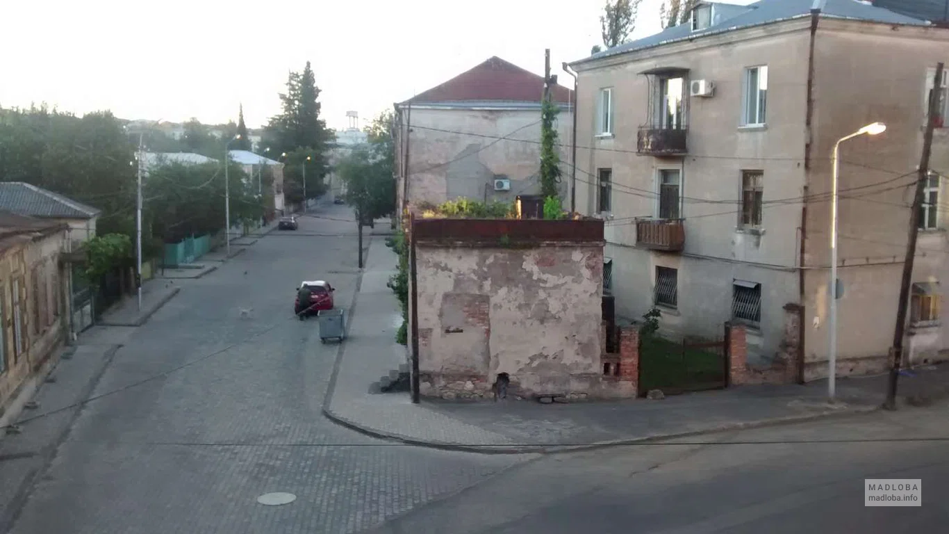 Вид из номера хостела Львов