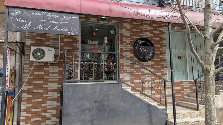 M&I Nail Studio