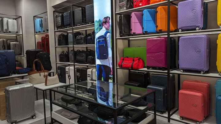 Samsaonite (Grand Mall)