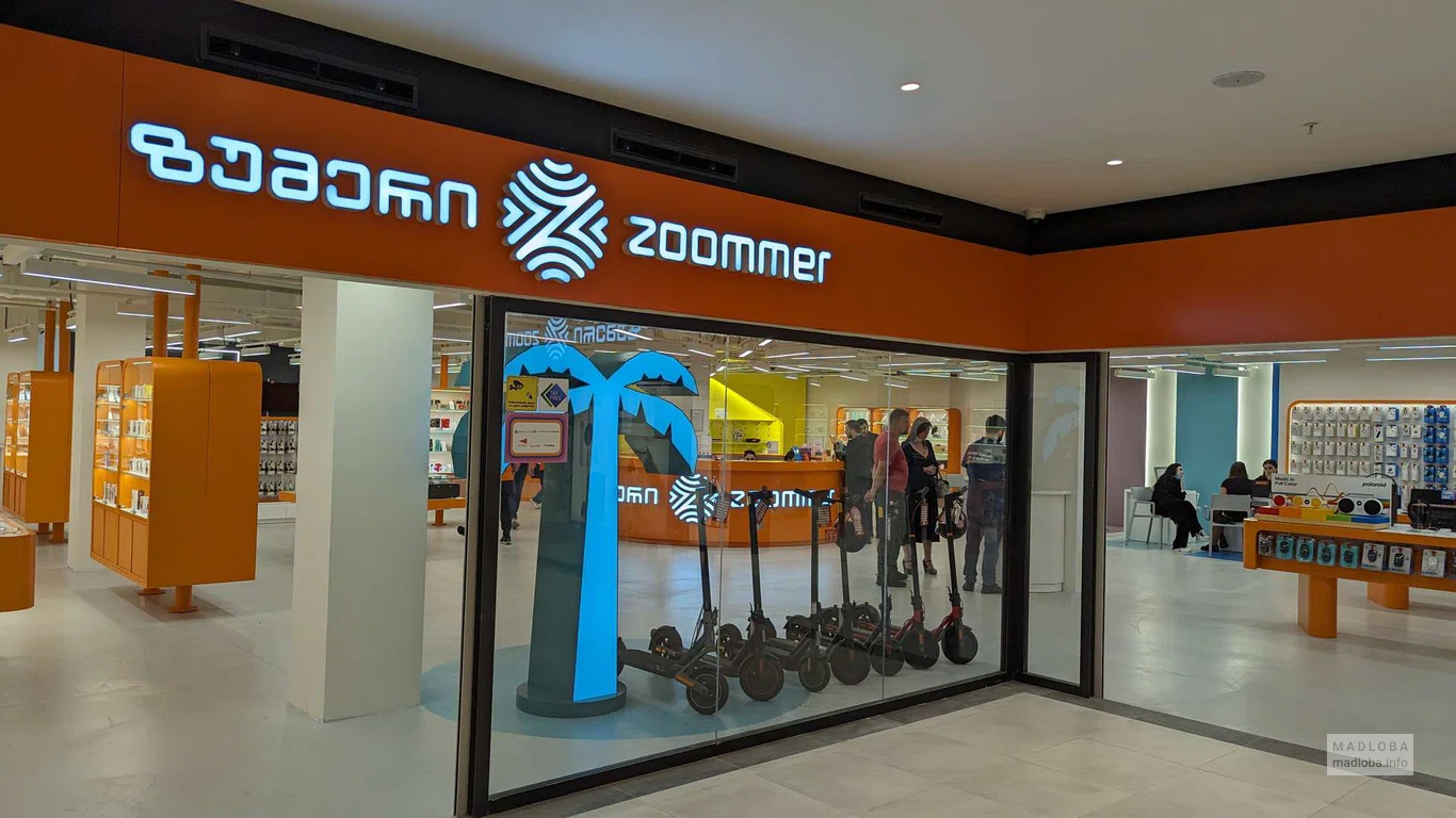 Магазин электроники "Zoommer" в торговом центре "Grand Mall"