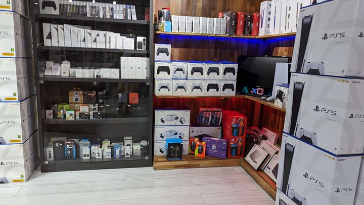 iPlus | Apple-ის ავტორიზებული გადამყიდველი (Black Sea Mall)