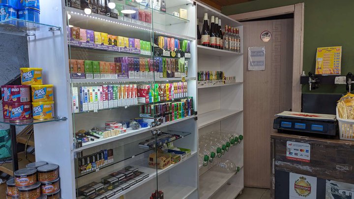 Beer and electronic cigarette store "M&L" (DS Mall)