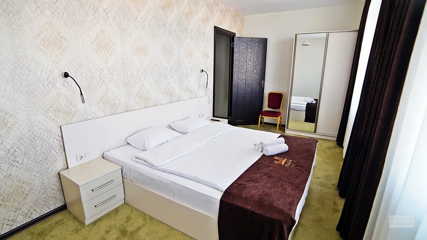 Bedroom at the Mardi Plaza Hotel