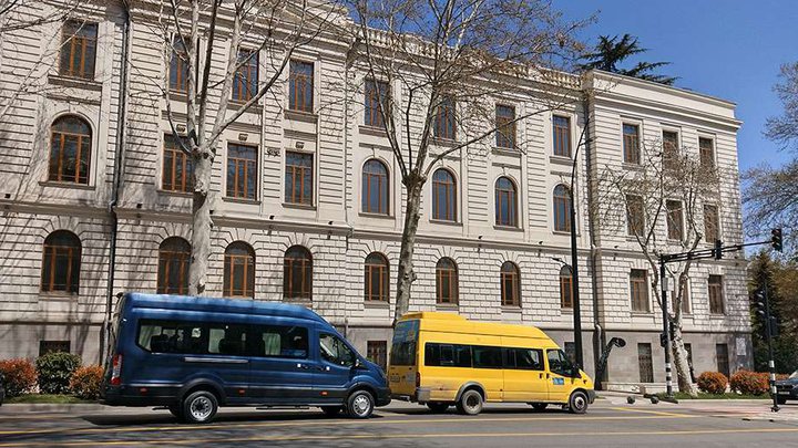 Isani bus station