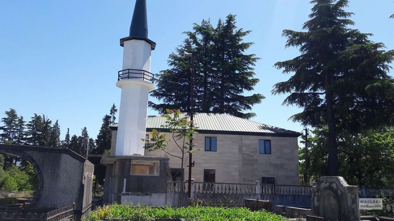 Мечеть Адлия