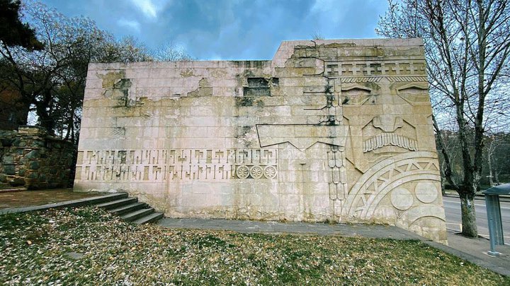 Мемориал 300 арагвинцев