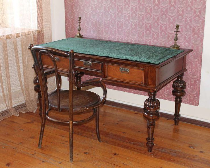 Мемориальный дом-музей Закария Палиашвили в Кутаиси - 05.jpg