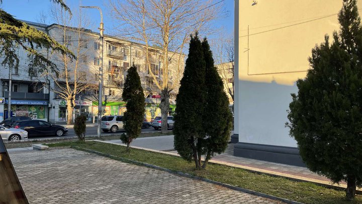 მემორიალური პარკი ფოლკლორის ცენტრის გვერდით